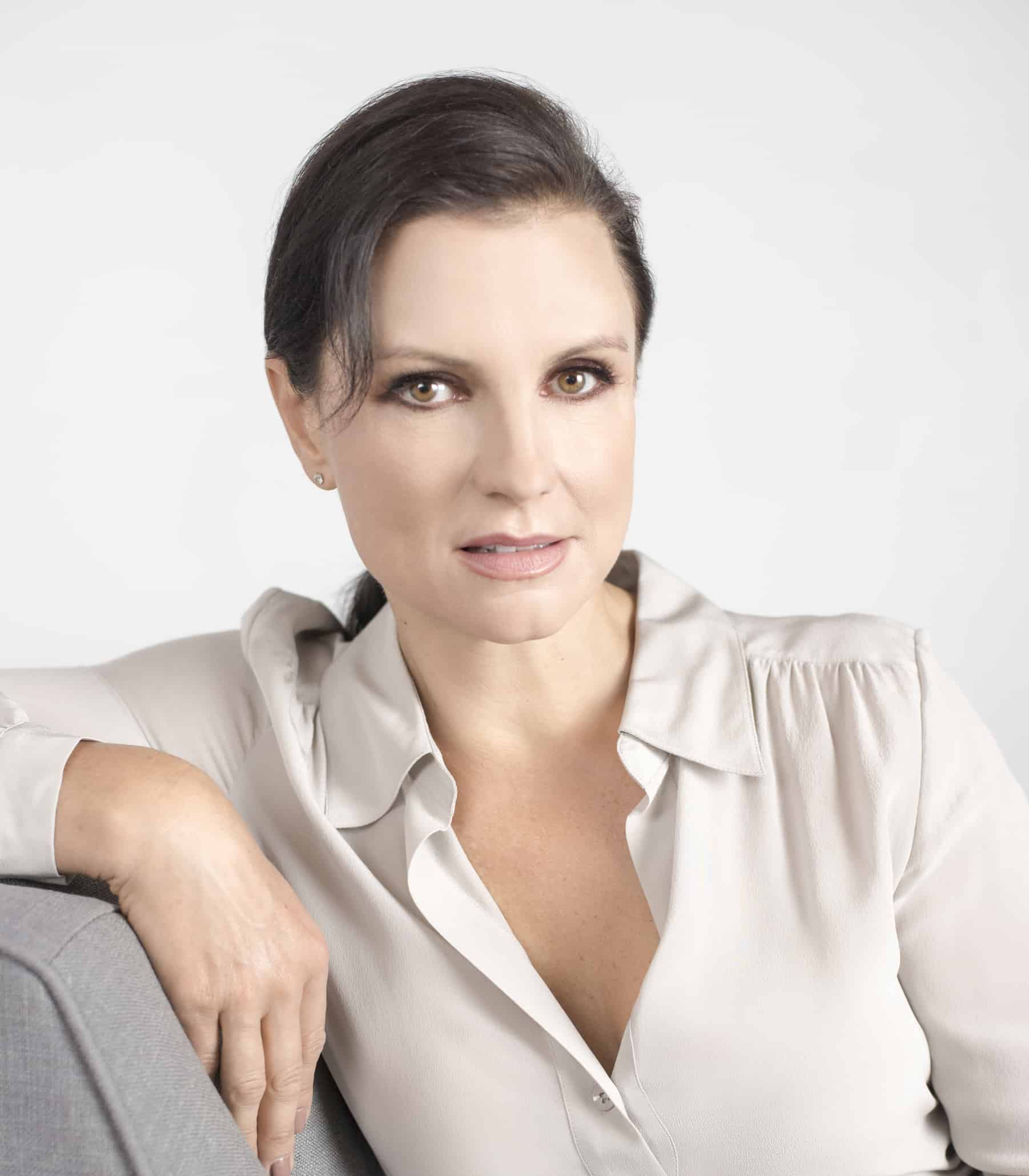 Dianna Hansen, SLOF supporter